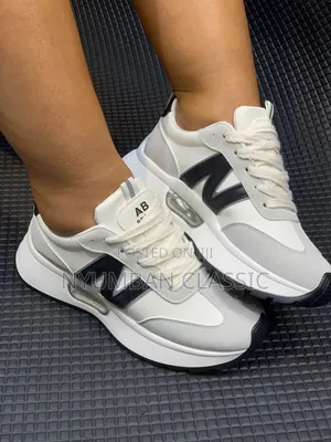 New Look Sneakers za Kawaida za Wanawake