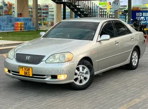 Toyota Mark II Grande 2000 Silver