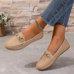 Viatu Rasmi vya Loafers vya Wanawake vya Clarks