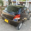 Toyota Vitz 2005 Nyeusi - 5