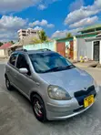 Toyota Vitz 2005 Silver - 1
