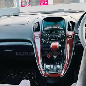 Toyota Harrier 2005