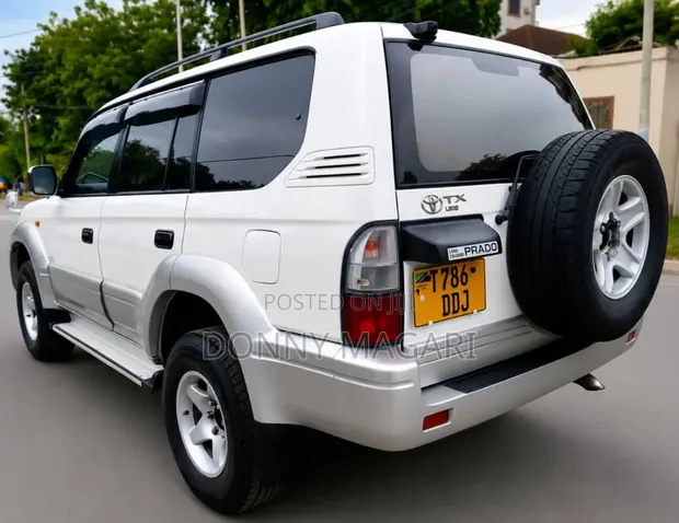 Toyota Land Cruiser Prado 2003 - Pearl White - 1