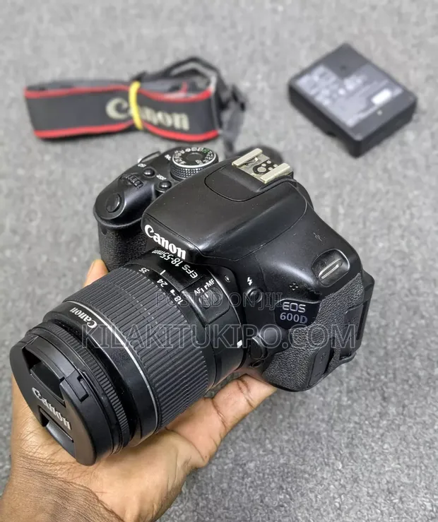 Canon EOS 600D DSLR Camera with 18-55mm Lens - 1