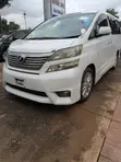 Toyota Alphard 2011 White - 4