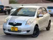 Toyota Vitz 2008 Nyeupe - 3