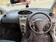Toyota Vitz 2008 Nyeupe - 4