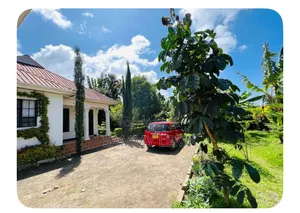 6-Bedroom House for Sale, Sanawari, Moivo