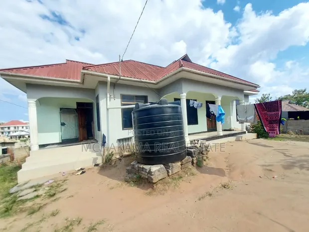 3 Bedroom House for Sale in Mbezi, Mchakama Real Estate - 1