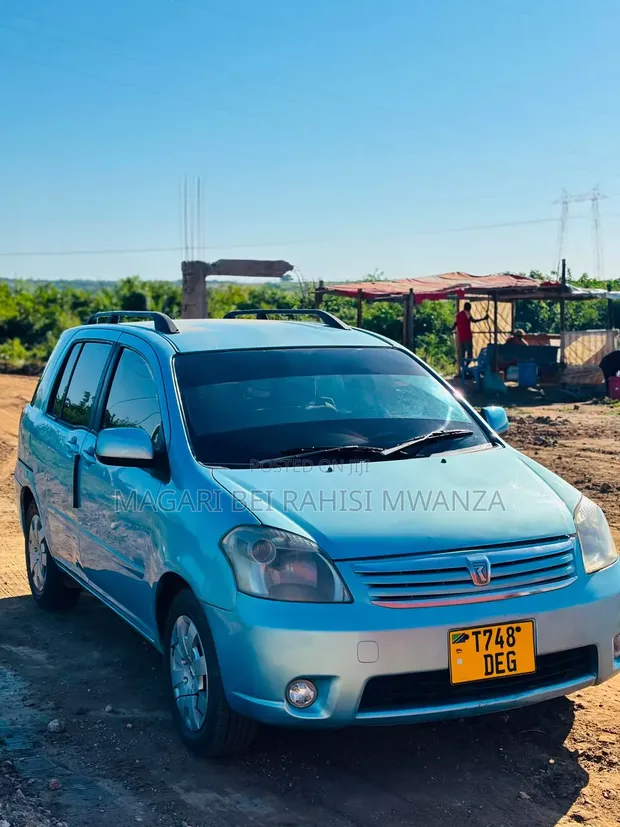 Toyota Raum 2002 Blue - 1