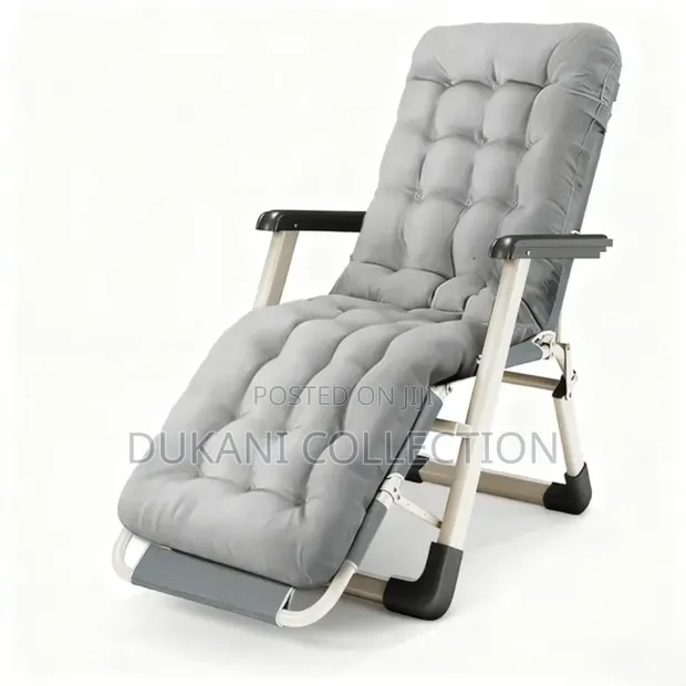Affordable Deck Chair - 1