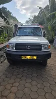 Toyota Land Cruiser 2017 White - 1