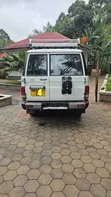 Toyota Land Cruiser 2017 White - 2