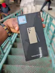 Samsung Galaxy S24 Ultra 256GB Mpya Rangi ya Dhahabu - 1