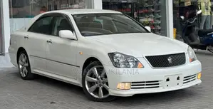 Toyota Crown Athlete 2004