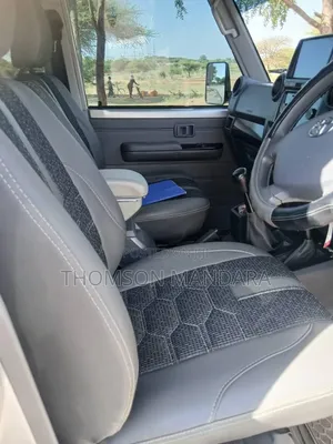 Toyota Land Cruiser 2016 Double Cabin