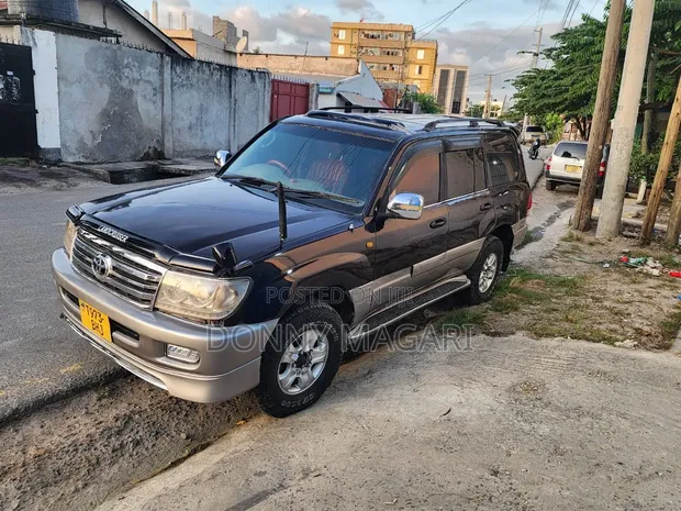 Toyota Land Cruiser VX Amazon 2001 Black - 1