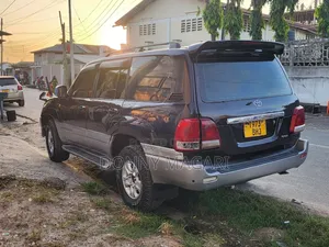 Toyota Land Cruiser VX Amazon 2001 Black