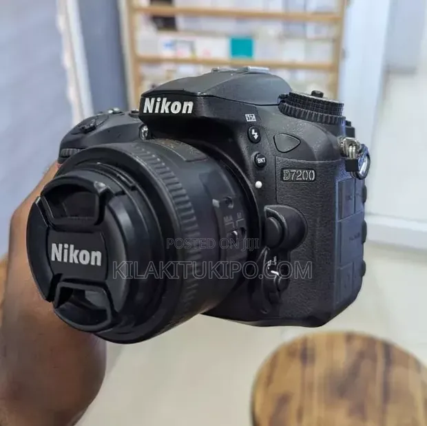 Nikon D7200 DSLR Camera with 35mm f/1.8 Lens - 1