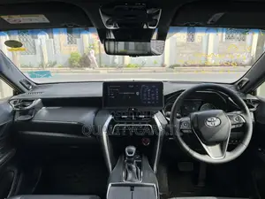 Toyota Harrier 2.0 SUV 2020 White