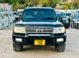 Toyota Land Cruiser VX Limited 2000 Nyeusi - 1