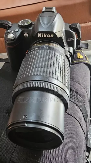 Nikon D3000 DSLR Camera with 18-55mm Lens