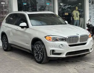 BMW X5 2015 Nyeupe