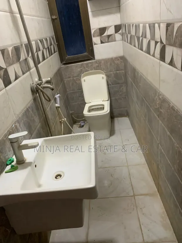 3 Bedroom Apartment for Rent in Ilala - 1