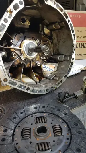 Used Toyota 1VD V8 Automatic Gearbox