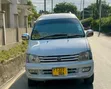 Toyota Noah 2001 Nyeupe - 2