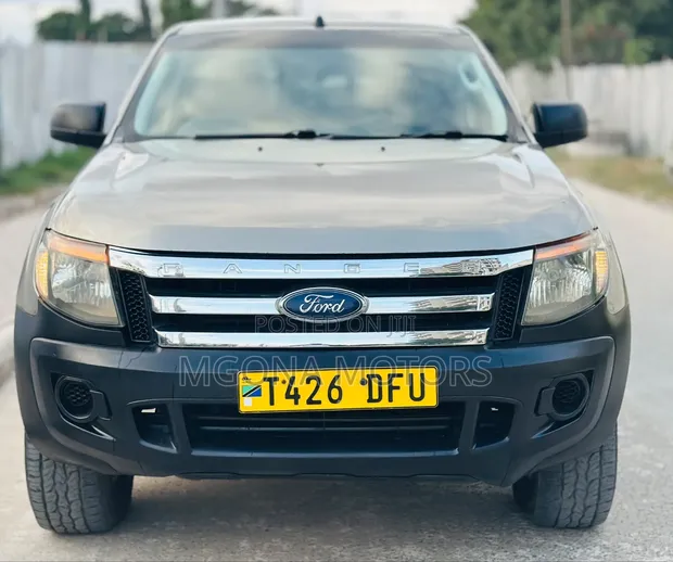 Ford Ranger 2015 Gray - 1