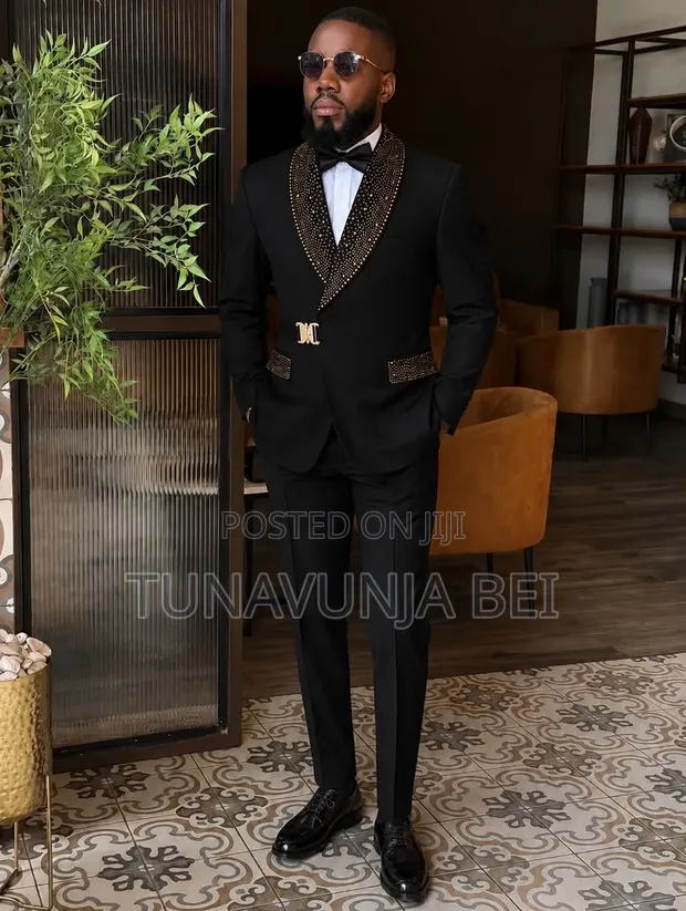 New Ricardo Martinez Suit - Quality Material - 1