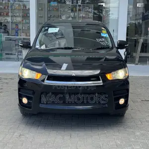 Mitsubishi Outlander 2012