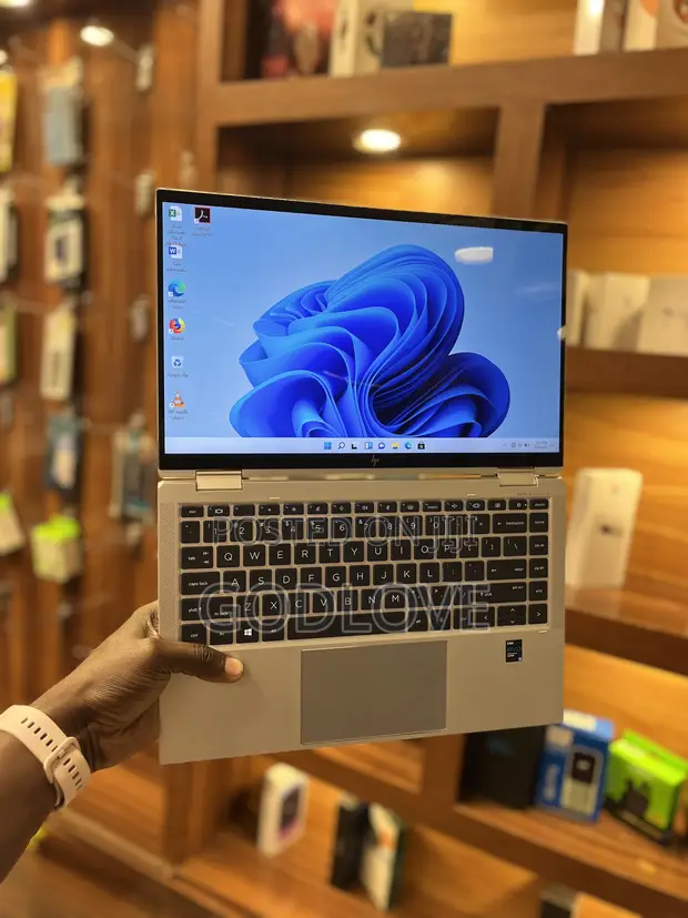 Laptop HP EliteBook 1040 G8 16GB RAM, 256GB SSD, i5 - 1