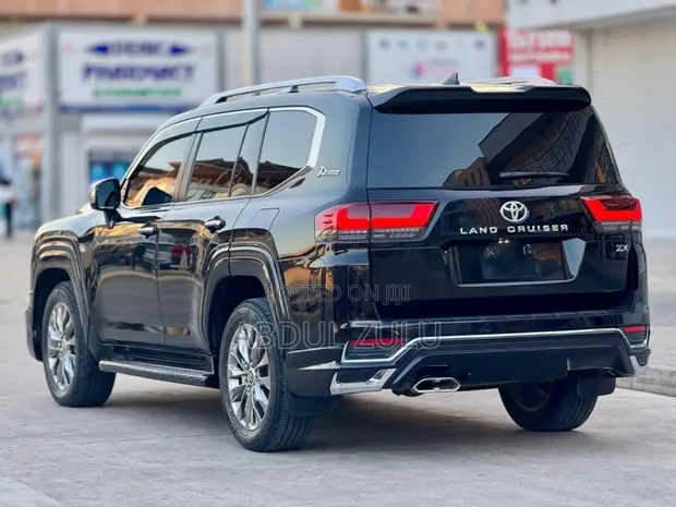 Toyota Land Cruiser ZX LC300 Series 2023 - 1