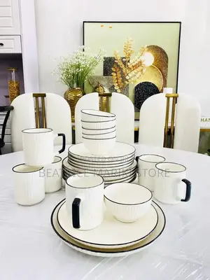 Brand New 24-Piece Ceramic Dinner Set - White