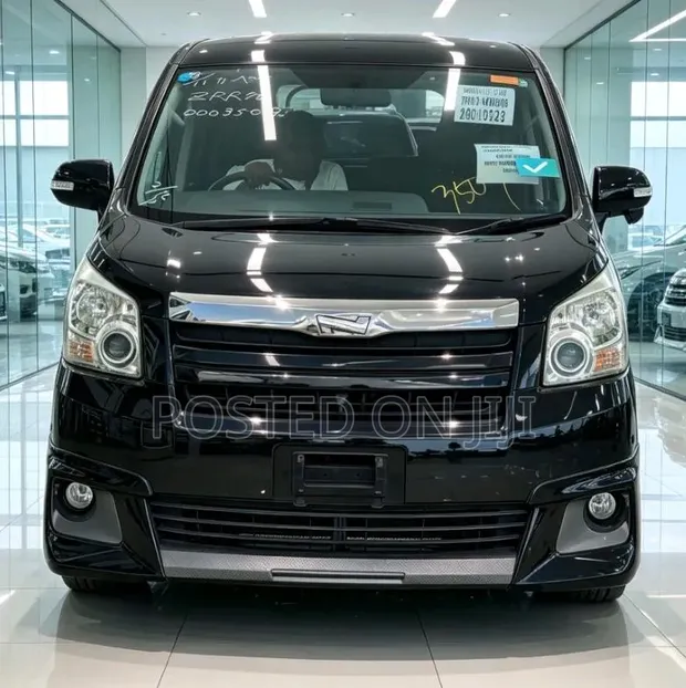 Toyota Noah 2007 Black - 1