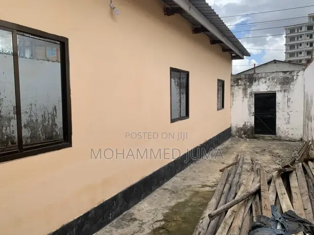 Prime Development Plot for Sale in Bungoni, Ilala - 1