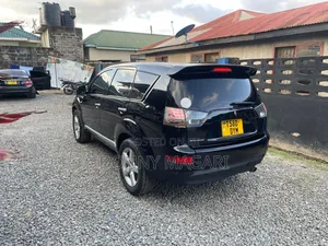 Mitsubishi Outlander 2007 Nyeusi