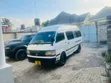 Toyota HiAce 2002 White - 1