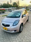 Toyota Vitz 2006 Silver - 4