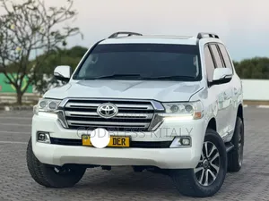 Toyota Land Cruiser V8 2019 (Upgraded from 2012)