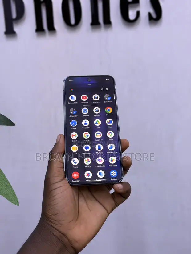 Google Pixel 9 Pro XL 256GB Nyeusi - 1