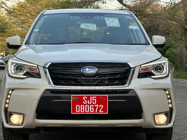Subaru Forester 2017 White - 1