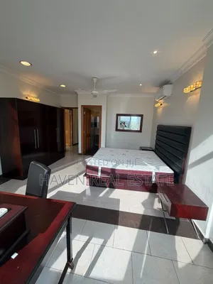 Furnished 4 Bedroom Apartment in Oyster Bay for Rent