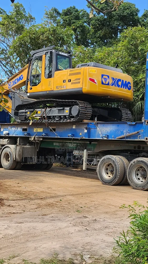 XCMG XE215i LC Excavator - 1