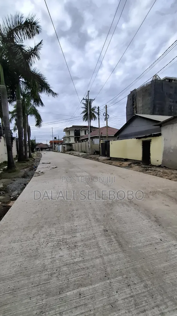 6 Bedroom House for Sale in Sinza Lion - 1
