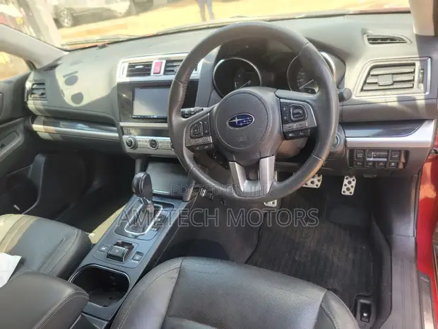 Subaru Outback 2015 Red - 1