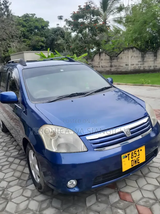 Toyota Raum 2008 Blue - 1
