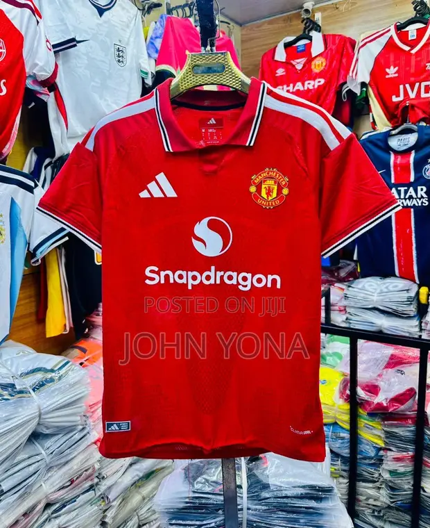 Manchester United 2026/2027 Home Kit - 1
